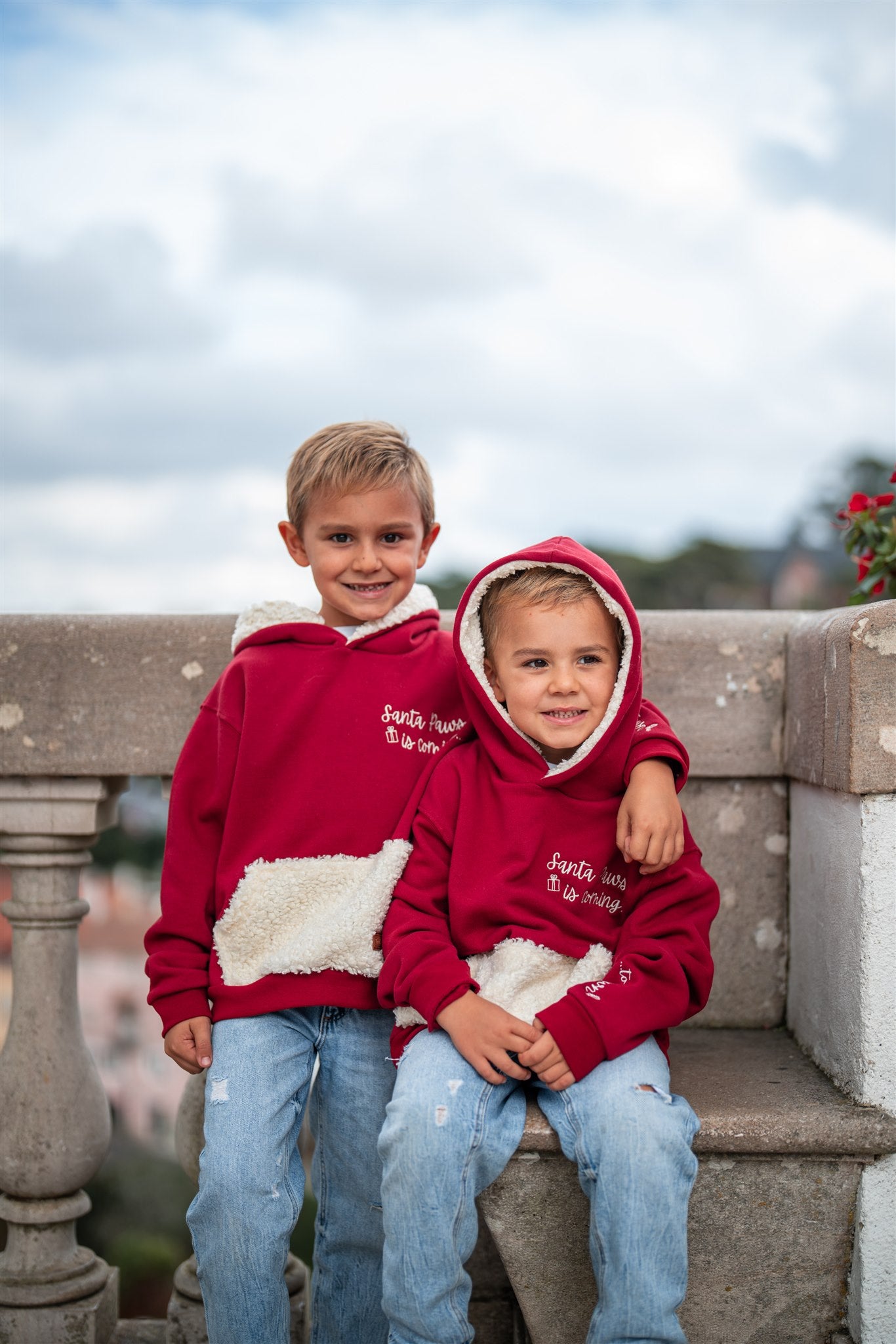 Sudadera con capucha FELIZ WOOFMAS