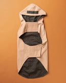 Gabardine Bege com capuz para cão detalhe — Tata's Concept